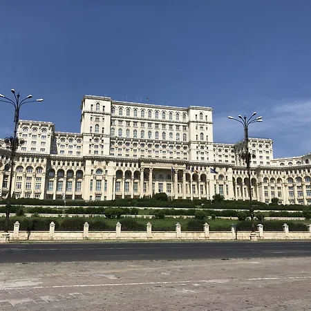 Casa Poporului Apartment